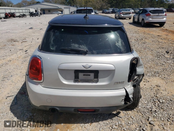 2014 MINI Hardtop with VIN WMWXM5C58ET933123, listed as a Copart auction lot 49443185 with 152,771 mi miles and Salvage Title. Bid and sale history available at DreamBid. Image 6.