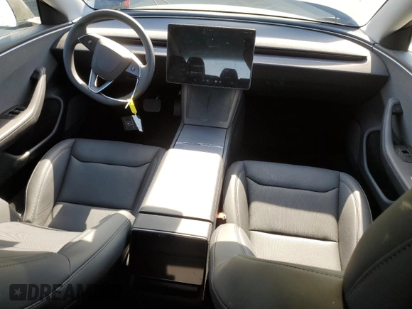 2025 Tesla Model 3 Long Range with VIN 5YJ3E1EA0SF902836, listed as a Copart auction lot 49674245 with 3,302 mi miles and Salvage Title. Bid and sale history available at DreamBid. Image 8.