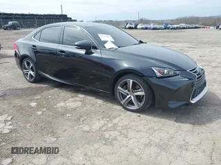 2018 Lexus IS 300 z VIN JTHC81D24J5032802, wystawiony jako IAAI lot #41918847 z przebiegiem 69 953 mil mil oraz . Historia ofert i sprzedaży dostępna na DreamBid. Obrazek 1.
