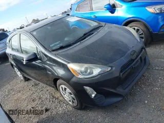 2016 Toyota Prius One z VIN JTDKDTB35G1119947, wystawiony jako IAAI lot #42009815 z przebiegiem 91 941 mil mil oraz . Historia ofert i sprzedaży dostępna na DreamBid. Obrazek 1.
