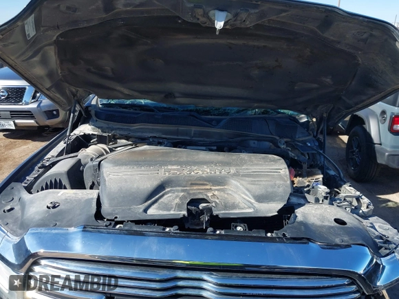 2019 Ram 2500 Laramie with VIN 3C6UR5FL3KG595244, listed as a IAAI auction lot 41849851 with Not Provided miles. Bid and sale history available at carsss.com. Image 10.