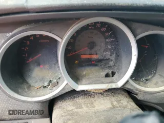 2006 Toyota Tacoma z VIN 3TMLU42N56M007744, wystawiony jako Copart lot #60804295 z przebiegiem 196 715 mil mil oraz Szkoda całkowita • Salvage title. Historia ofert i sprzedaży dostępna na DreamBid. Obrazek 9.