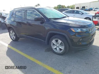 2022 Jeep Compass Latitude with VIN 3C4NJCBB6NT229344, listed as a IAAI auction lot 41686958 with 40,696 mi miles and . Bid and sale history available at carsss.com. Image 1.