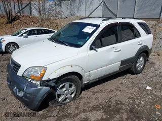 2008 Kia Sorento EX with VIN KNDJC736685800952, listed as a IAAI auction lot 41940679 with 134,403 mi miles. Bid and sale history available at carsss.com. Image 16.