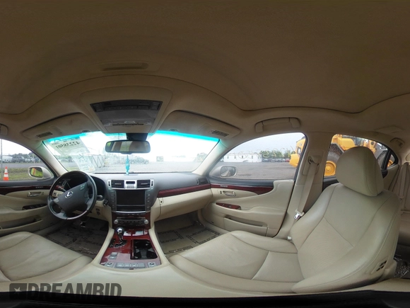 2012 Lexus LS 460 L z VIN JTHGL5EF6C5046681, wystawiony jako IAAI lot #42238501 z przebiegiem 101 140 mil mil oraz . Historia ofert i sprzedaży dostępna na DreamBid. Obrazek 18.