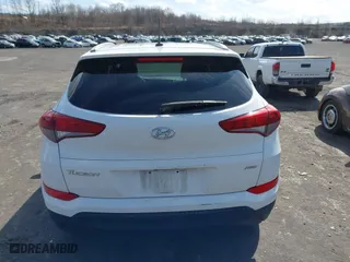 2016 Hyundai Tucson SE with VIN KM8J3CA48GU087840, listed as a IAAI auction lot 41855450 with 106,524 mi miles. Bid and sale history available at carsss.com. Image 16.