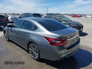 2018 Nissan Altima 2.5 SR with VIN 1N4AL3AP7JC475451, listed as a IAAI auction lot 41814760 with 38,440 mi miles. Bid and sale history available at carsss.com. Image 3.