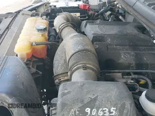 2017 Ford F-150 XL с VIN 1FTFX1EG2HFA64289, выставлен на аукционе IAAI как лот 42733290 с пробегом 93 173 миль миль и . История ставок и продаж доступна на DreamBid. Изображение 18.