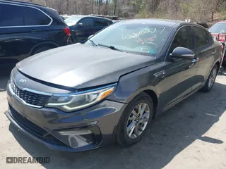 2019 Kia Optima LX with VIN 5XXGT4L35KG306244, listed as a IAAI auction lot 42068277 with 83,843 mi miles. Bid and sale history available at carsss.com. Image 2.