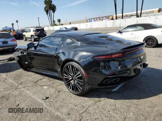 2020 Aston Martin DBS Superleggera z VIN SCFRMHAV7LGR02212, wystawiony jako Copart lot #74386264 z przebiegiem Nie podano mil oraz Szkody całkowita. Historia ofert i sprzedaży dostępna na DreamBid. Obrazek 2.