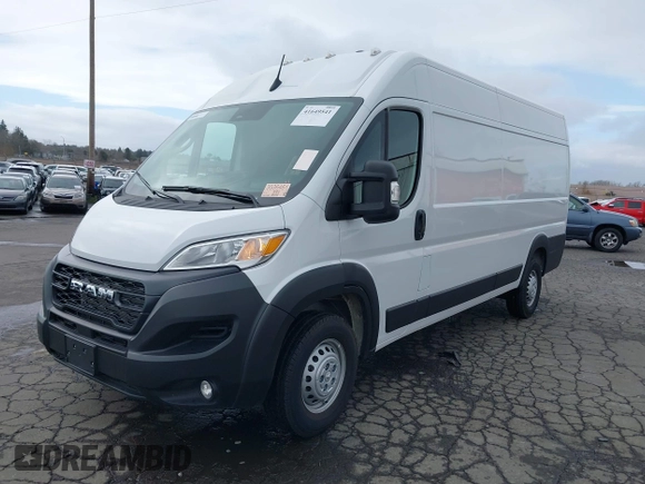 2025 Ram ProMaster Cargo Tradesman with VIN 3C6MRVJG6SE517756, listed as a IAAI auction lot 41649541 with 3,761 mi miles and . Bid and sale history available at DreamBid. Image 17.