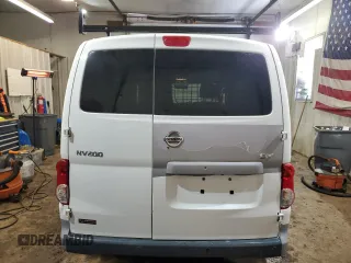 2018 Nissan NV200 Compact Cargo S with VIN 3N6CM0KN5JK702428, listed as a Copart auction lot 43903865 with 142,605 mi miles and Salvage Title. Bid and sale history available at carsss.com. Image 6.