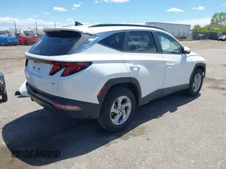 2024 Hyundai Tucson SEL with VIN 5NMJBCDE9RH339164, listed as a IAAI auction lot 42141110 with 30,230 mi miles and . Bid and sale history available at carsss.com. Image 4.