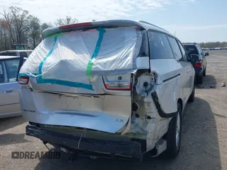2017 Kia Sedona LX with VIN KNDMB5C17H6292641, listed as a IAAI auction lot 42010175 with 95,247 mi miles. Bid and sale history available at carsss.com. Image 16.
