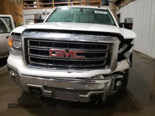 2015 GMC Sierra 1500 SLT with VIN 3GTU2VEC2FG151454, listed as a Copart auction lot 50685105 with 136,283 mi miles and Salvage Title. Bid and sale history available at DreamBid. Image 5.