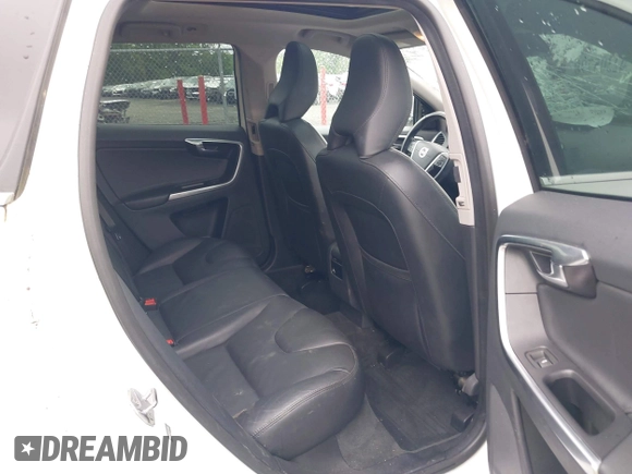 2015 Volvo XC60 T5 Drive-E Premier with VIN YV440MDK4F2742688, listed as a IAAI auction lot 42305798 with 68,206 mi miles and . Bid and sale history available at DreamBid. Image 8.