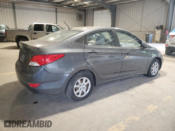 2012 Hyundai Accent GLS z VIN KMHCT4AE4CU053248, wystawiony jako Copart lot #58587535 z przebiegiem 81 904 mil mil oraz Tytuł czysty. Historia ofert i sprzedaży dostępna na DreamBid. Obrazek 3.