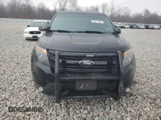 2014 Ford Utility Police Interceptor with VIN 1FM5K8ARXEGA70806, listed as a Copart auction lot 81811304 with 137,051 mi miles and Clean Title. Bid and sale history available at carsss.com. Image 5.