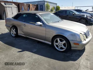 2003 Mercedes-Benz CLK 430 with VIN WDBLK70G23T141120, listed as a Copart auction lot 67302364 with 123,097 mi miles and Salvage Title. Bid and sale history available at DreamBid. Image 4.