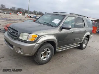2004 Toyota Sequoia SR5 with VIN 5TDZT34A84S217320, listed as a IAAI auction lot 41472557 with 299,000 mi miles. Bid and sale history available at carsss.com. Image 2.