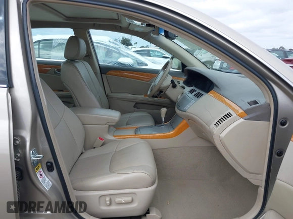 2006 Toyota Avalon XL with VIN 4T1BK36B46U152177, listed as a IAAI auction lot 41890232 with 139,250 mi miles. Bid and sale history available at carsss.com. Image 5.