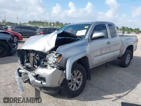 2017 Toyota Tacoma SR5 z VIN 5TFRZ5CN1HX042942, wystawiony jako IAAI lot #41719279 z przebiegiem 82 108 mil mil oraz . Historia ofert i sprzedaży dostępna na DreamBid. Obrazek 17.
