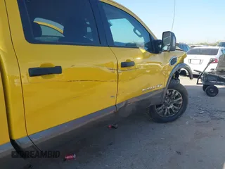 2016 Nissan Titan SL z VIN 1N6BA1F48GN500066, wystawiony jako IAAI lot #41857911 z przebiegiem 133 303 mil mil oraz . Historia ofert i sprzedaży dostępna na DreamBid. Obrazek 6.
