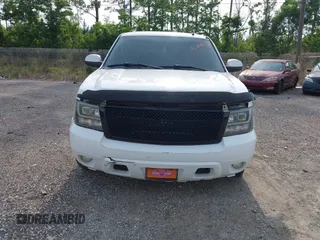 2007 Chevrolet Tahoe LS with VIN 1GNFC13J97R109226, listed as a IAAI auction lot 42304983 with 348,630 mi miles and . Bid and sale history available at DreamBid. Image 6.