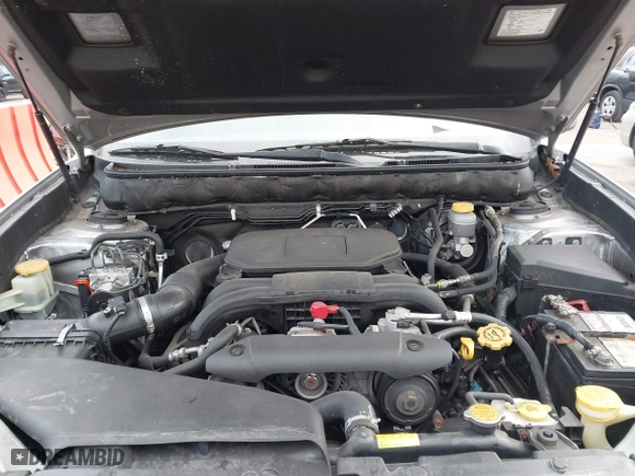 2011 Subaru Outback 2.5i Limited Pwr Moon with VIN 4S4BRBKC2B3318720, listed as a IAAI auction lot 41905456 with 100,970 mi miles. Bid and sale history available at carsss.com. Image 10.