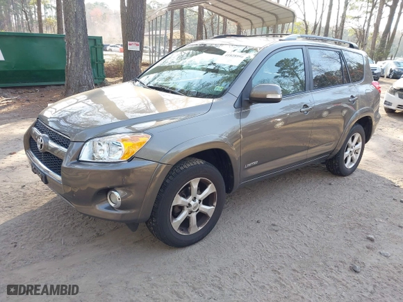 2011 Toyota RAV4 Ltd with VIN 2T3DF4DV7BW100057, listed as a IAAI auction lot 41828996 with 221,823 mi miles. Bid and sale history available at carsss.com. Image 17.
