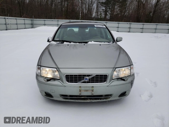 2005 Volvo S80 with VIN YV1TH592251410365, listed as a Copart auction lot 44717185 with 194,994 mi miles and Clean Title. Bid and sale history available at carsss.com. Image 5.