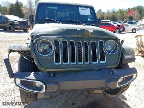 2022 Jeep Gladiator High Altitude with VIN 1C6HJTFG5NL179574, listed as a IAAI auction lot 41685973 with 38,451 mi miles. Bid and sale history available at carsss.com. Image 6.