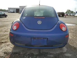 2007 Volkswagen New Beetle Coupe with VIN 3VWPW31C97M516885, listed as a Copart auction lot 57461794 with Not Provided miles and Salvage Title. Bid and sale history available at carsss.com. Image 6.