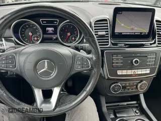 2019 Mercedes-Benz GLS 450 z VIN 4JGDF6EE8KB234462, wystawiony jako Copart lot #64525955 z przebiegiem 137 018 mil mil oraz Czysty tytuł • Clean title. Historia ofert i sprzedaży dostępna na DreamBid. Obrazek 7.