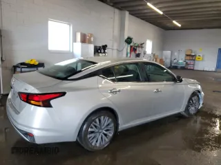 2024 Nissan Altima SV with VIN 1N4BL4DV7RN304090, listed as a Copart auction lot 65217425 with 50,517 mi miles and Clean title. Bid and sale history available at DreamBid. Image 3.