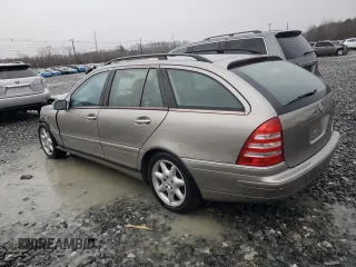 2003 Mercedes-Benz C 240 with VIN WDBRH81J23F350302, listed as a Copart auction lot 47828305 with 138,008 mi miles and Clean title. Bid and sale history available at DreamBid. Image 2.