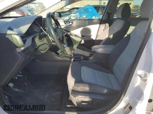 2020 Hyundai Ioniq SE z VIN KMHC75LC4LU213389, wystawiony jako Copart lot #46872255 z przebiegiem 121 142 mil mil oraz Szkoda całkowita • Salvage title. Historia ofert i sprzedaży dostępna na DreamBid. Obrazek 7.