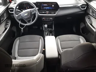2024 Chevrolet TrailBlazer LS with VIN KL79MNSL8RB093249, listed as a Copart auction lot 84298804 with 8,050 mi miles and Salvage Title. Bid and sale history available at DreamBid. Image 8.