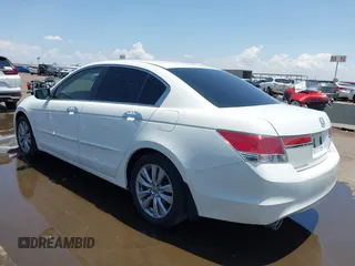 2012 Honda Accord EX-L z VIN 1HGCP3F8XCA005827, wystawiony jako IAAI lot #42432282 z przebiegiem 76 500 mil mil oraz . Historia ofert i sprzedaży dostępna na DreamBid. Obrazek 3.