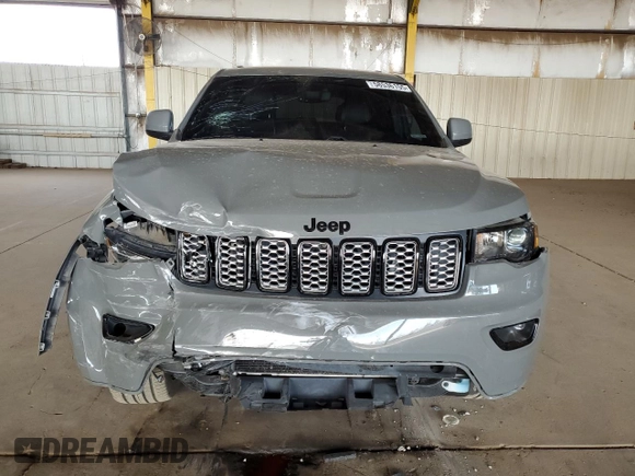 2020 Jeep Grand Cherokee Altitude z VIN 1C4RJEAGXLC405024, wystawiony jako Copart lot #58536155 z przebiegiem 67 441 mil mil oraz Szkoda całkowita • Salvage title. Historia ofert i sprzedaży dostępna na DreamBid. Obrazek 5.