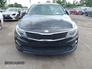 2016 Kia Optima EX z VIN 5XXGU4L35GG050384, wystawiony jako IAAI lot #42467014 z przebiegiem 147 283 mil mil oraz . Historia ofert i sprzedaży dostępna na DreamBid. Obrazek 12.