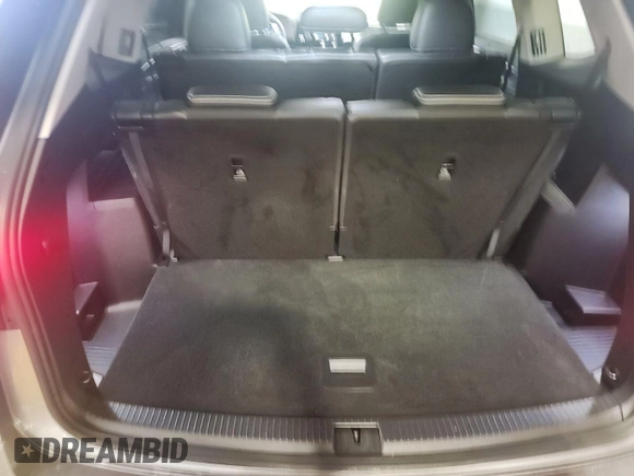 2024 Volkswagen Atlas SE with VIN 1V2HR2CAXRC564175, listed as a IAAI auction lot 42731227 with 14,479 mi miles and . Bid and sale history available at DreamBid. Image 21.
