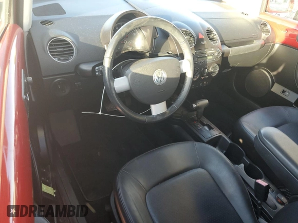 2008 Volkswagen Beetle SE with VIN 3VWRF31Y78M415480, listed as a Copart auction lot 42852025 with 35,799 mi miles and Clean title. Bid and sale history available at DreamBid. Image 8.