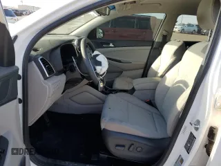 2021 Hyundai Tucson Value z VIN KM8J33A4XMU318040, wystawiony jako Copart lot #52722405 z przebiegiem Nie podano mil oraz Szkoda całkowita • Salvage title. Historia ofert i sprzedaży dostępna na DreamBid. Obrazek 7.