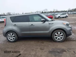 2018 Kia Soul + with VIN KNDJP3A55J7511773, listed as a IAAI auction lot 41747763 with 62,228 mi miles. Bid and sale history available at carsss.com. Image 14.