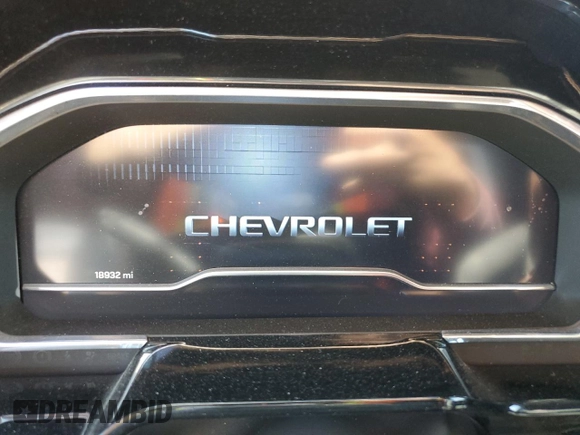 2025 Chevrolet Silverado 1500 LT with VIN 1GCPACED8SZ131345, listed as a Copart auction lot 52436255 with 18,932 mi miles and Clean Title. Bid and sale history available at DreamBid. Image 9.