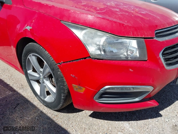 2015 Chevrolet Cruze LT with VIN 1G1PE5SB9F7188957, listed as a IAAI auction lot 41591969 with 152,983 mi miles. Bid and sale history available at carsss.com. Image 15.