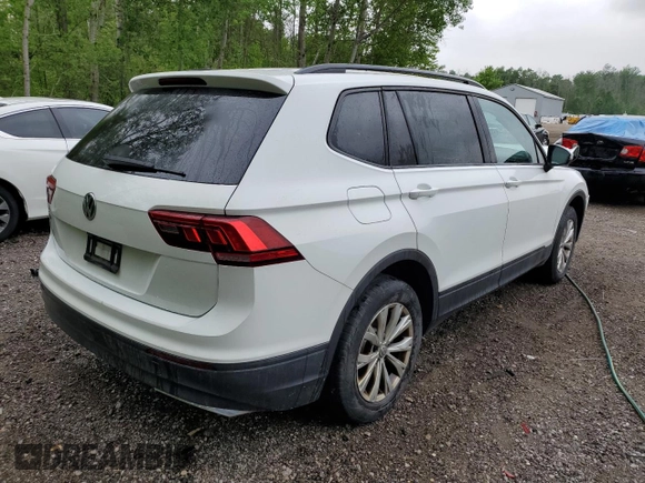 2019 Volkswagen Tiguan S z VIN 3VV0B7AX4KM034250, wystawiony jako Copart lot #60025375 z przebiegiem 116 778 mil mil oraz Czysty tytuł • Clean title. Historia ofert i sprzedaży dostępna na DreamBid. Obrazek 3.
