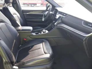 2024 Jeep Grand Cherokee Limited z VIN 1C4RJKBGXR8603689, wystawiony jako IAAI lot #42559936 z przebiegiem 21 173 mil mil oraz . Historia ofert i sprzedaży dostępna na DreamBid. Obrazek 5.