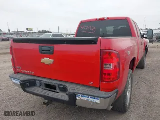 2011 Chevrolet Silverado 1500 LT with VIN 1GCRCSE04BZ375651, listed as a IAAI auction lot 41571329 with 320,878 mi miles. Bid and sale history available at carsss.com. Image 4.